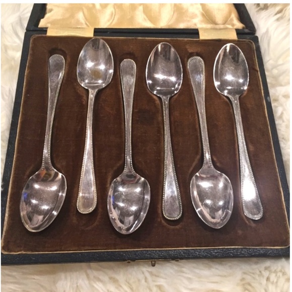 JE22-Antique English Demitasse Silverplate Spoon Set in Original Presentation… - Picture 3 of 9